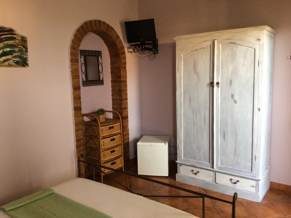 Sweet Home & Apartments Fontane Bianche Esterno foto